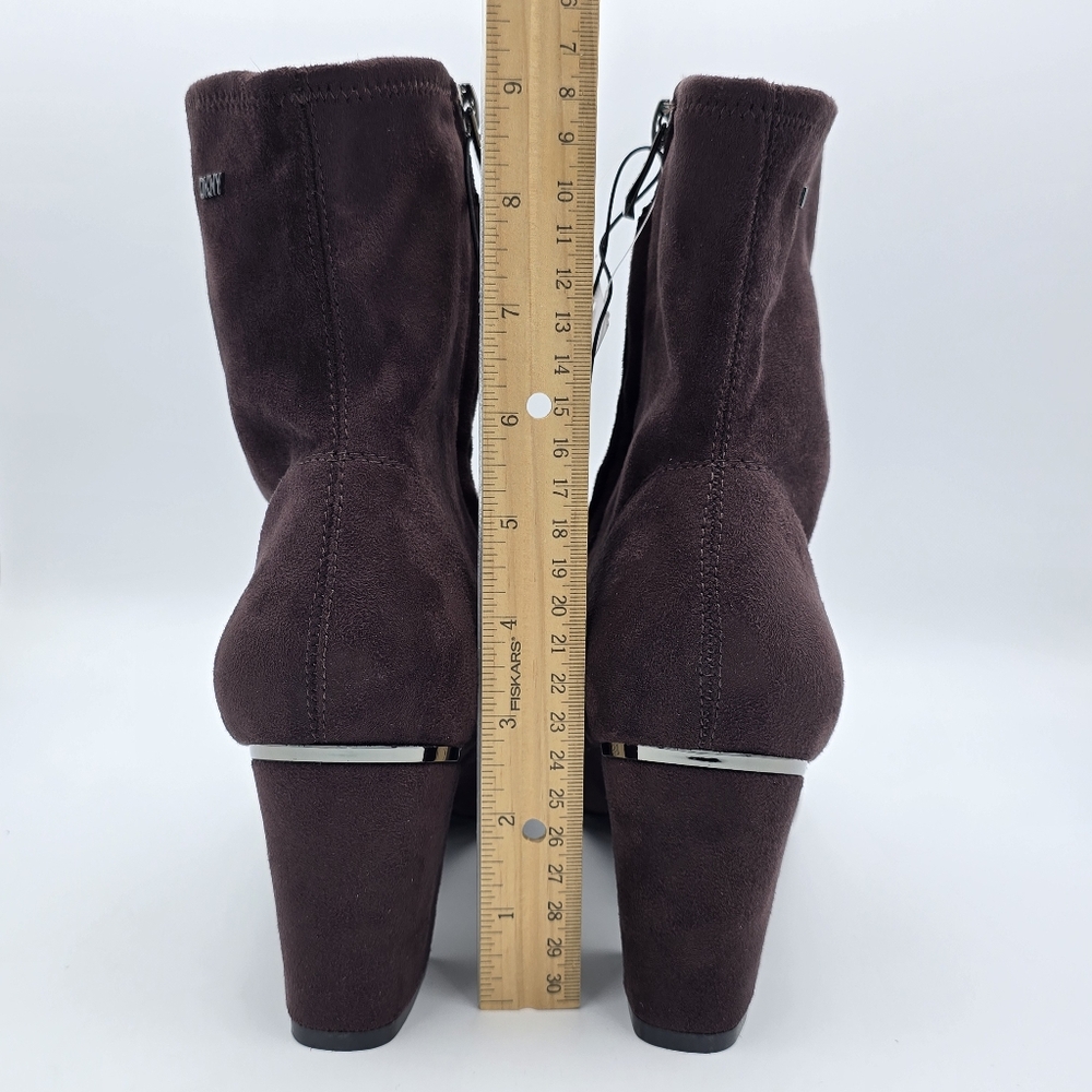 NIB DKNY Cavale Heeled Ankle Booties, Espresso (Brown Suede), Women's 10, NEW! - Picture 9 of 16